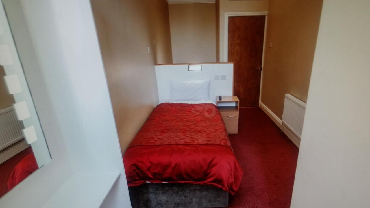 Parkway Guesthouse Дъблин Екстериор снимка