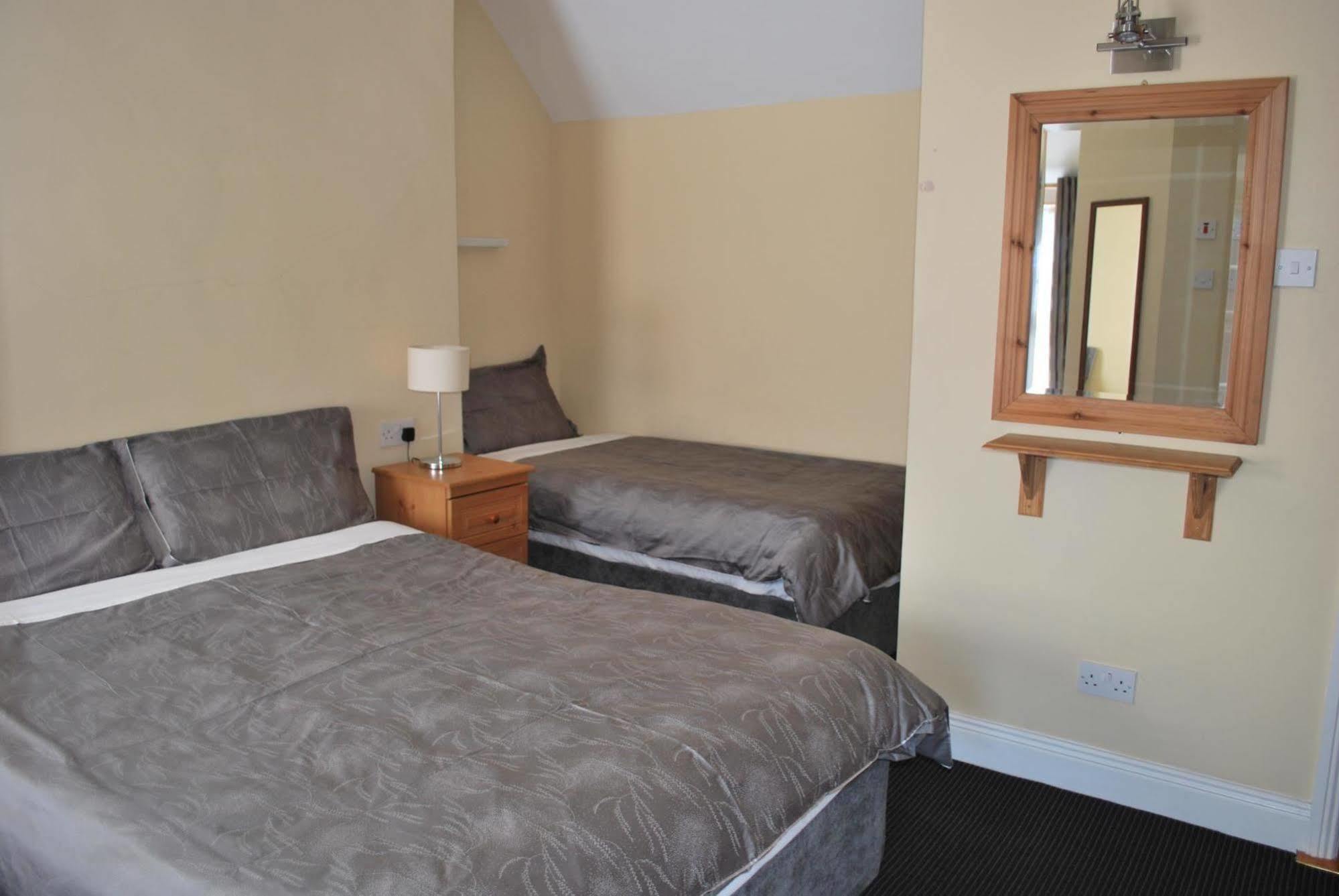 Parkway Guesthouse Дъблин Екстериор снимка