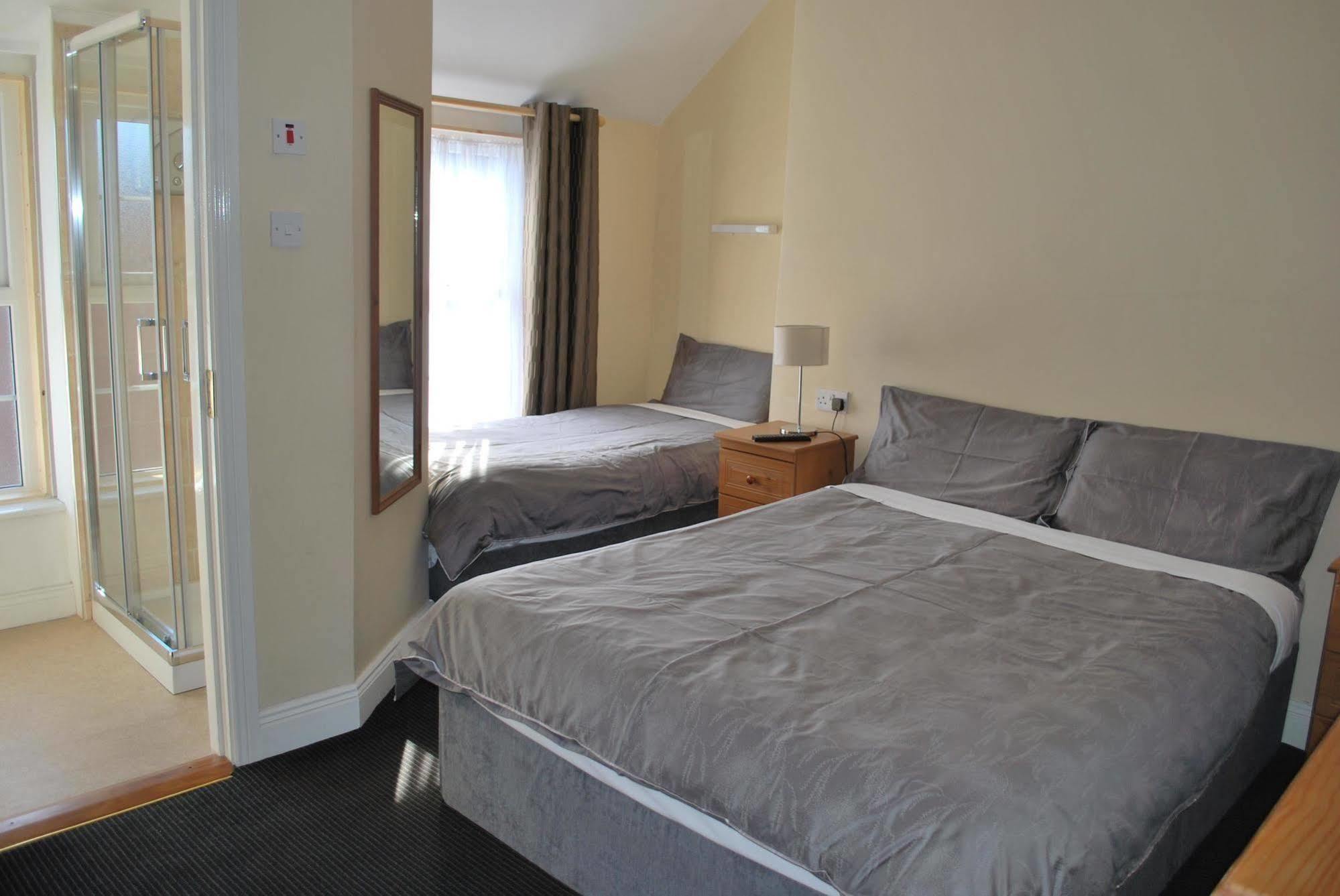 Parkway Guesthouse Дъблин Екстериор снимка