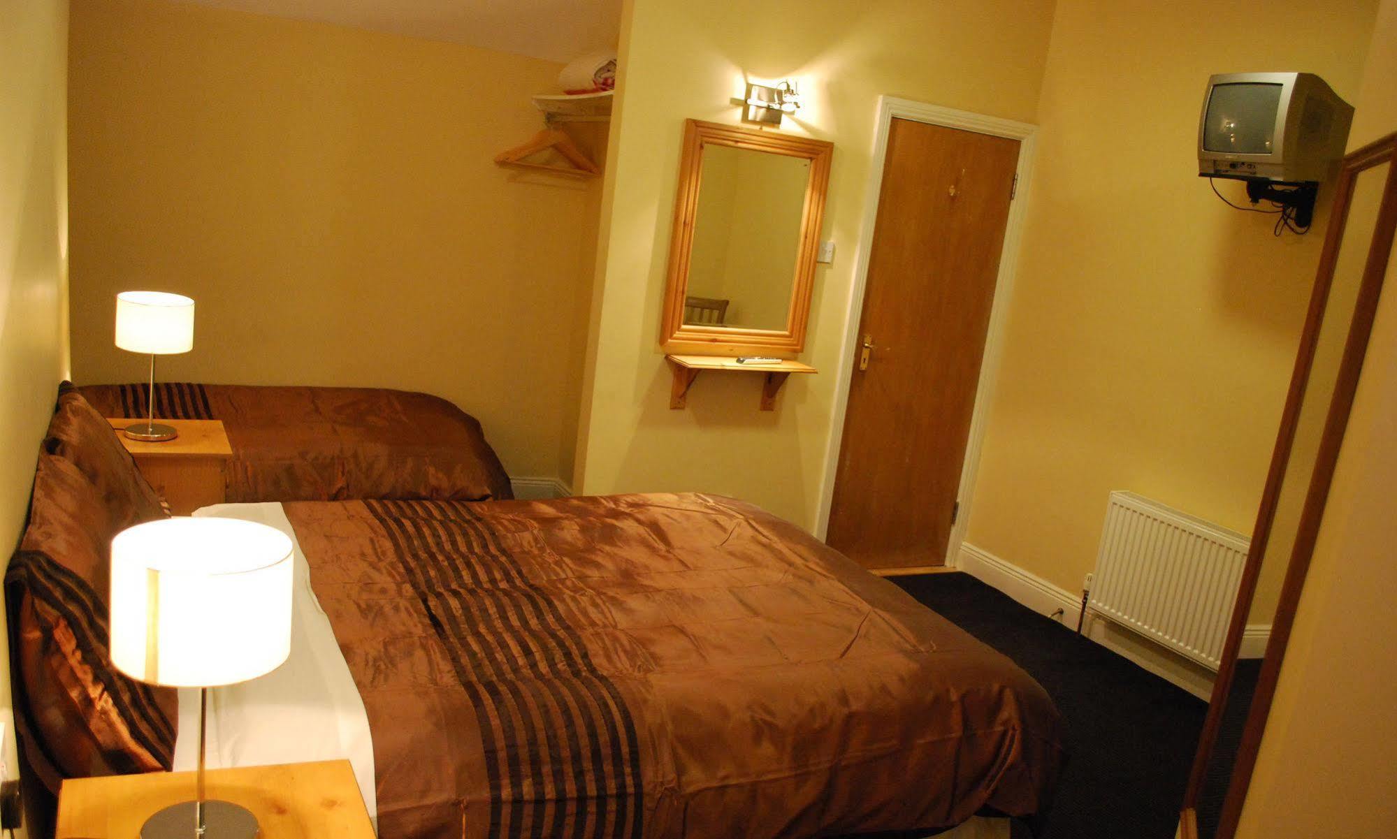 Parkway Guesthouse Дъблин Екстериор снимка